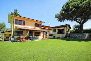 Exterior - Holiday Home Villa del Pino, Massarosa (Massarosa)