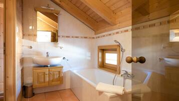 Ferienhaus | Badezimmer