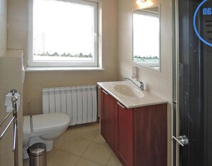 Apartment | Bathroom - Agriculture - Studios, Borzyslawiec by Lubczyna (Goleniow)