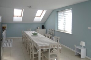 House | Dining