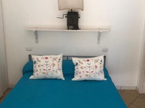 Huis | 1 slaapkamer, individueel gemeubileerd, beddengoed