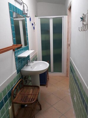 House | Bathroom - Apartment in Sardinia Near Surf Paradise (Palau)