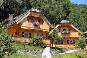Chalet | Exterior
