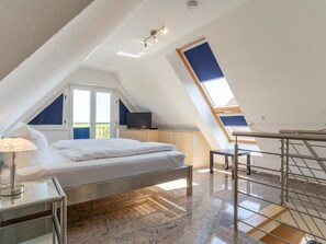 Apartment | 2 Schlafzimmer, individuell eingerichtet