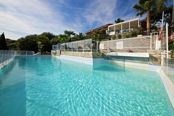 Apartment In The Villa Giada Holiday Complex In Imperia - Imperia