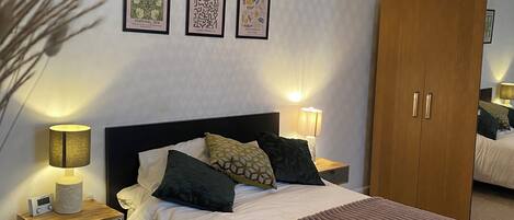 1 Schlafzimmer, Bügeleisen/Bügelbrett, WLAN, Bettwäsche