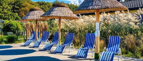 独立别墅 | 泳池 | 室外游泳池