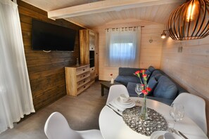 House | Living room - Year-round, Modern Holiday Home With a Terrace (Ustronie Morskie)