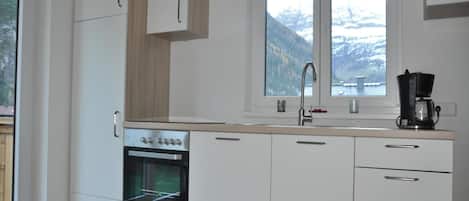 Appartement | Privékeuken | Een waterkoker, een broodrooster