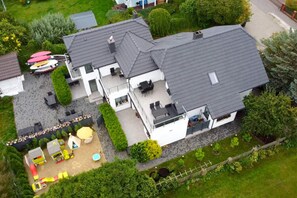 House | Bahagian luar