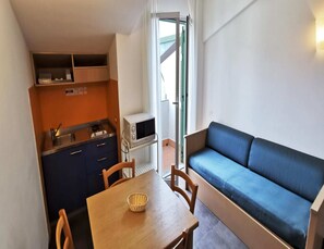 Apartment | Living room