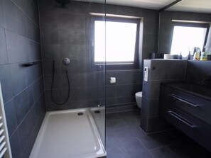 Bathroom - Ferienwohnung in Wyk auf Ftshr for 4 Personen (Wyk auf Foehr)