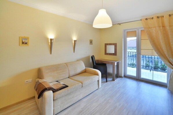 House | Living area - Comfortable Holiday Home With a Garden, Grzybowo (Kolobrzeg)