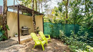 House, 3 Bedrooms, Private Pool, Garden View | BBQ/picnic Area