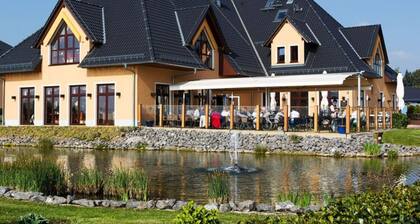 Seepark Auenhain am Markkleeberger See in Markkleeberg