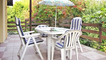 House | Dining