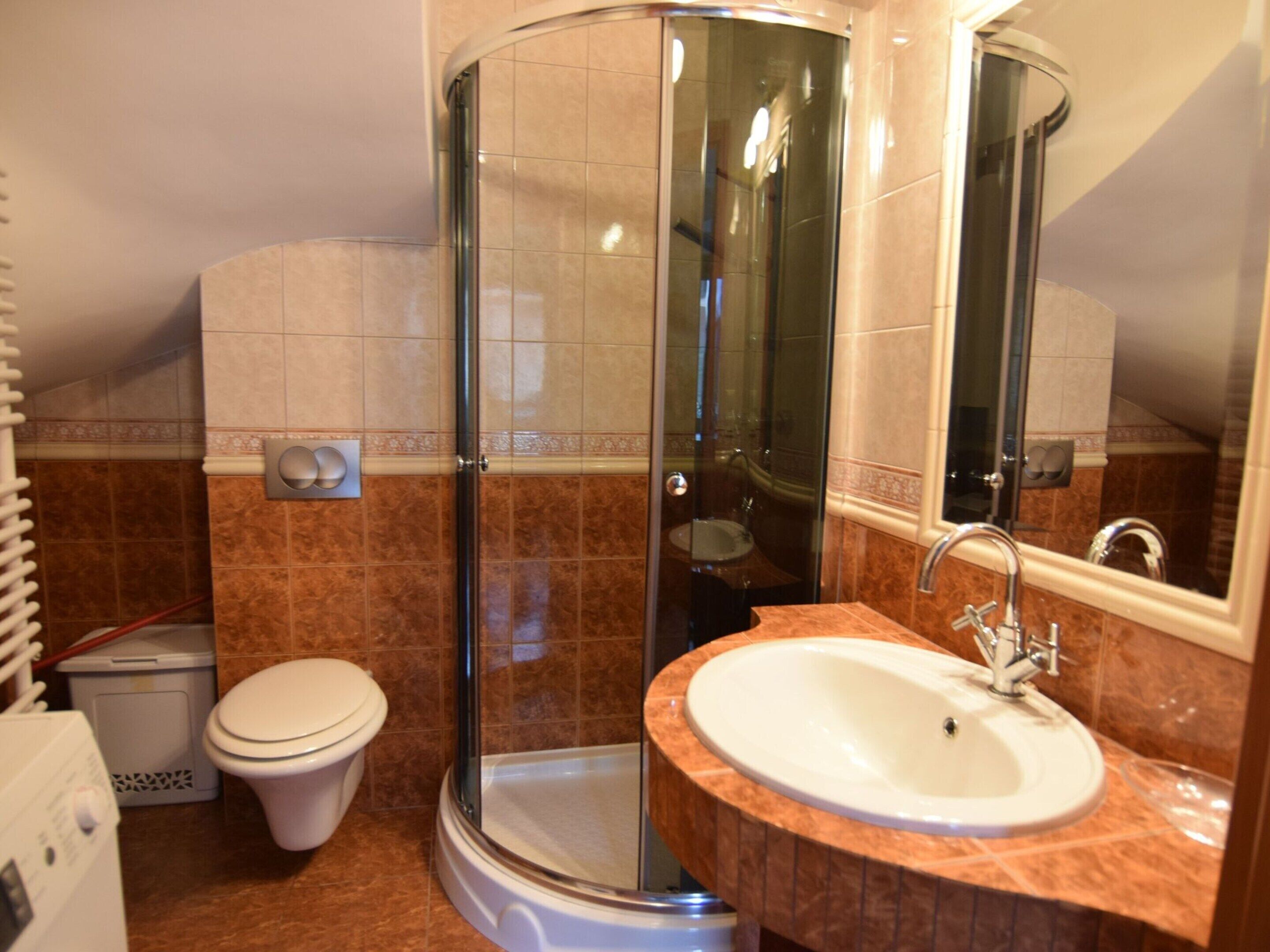 House | Bathroom