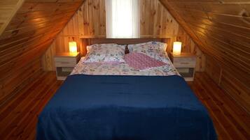 Casa | 2 quartos, individualmente mobiliados, roupa de cama