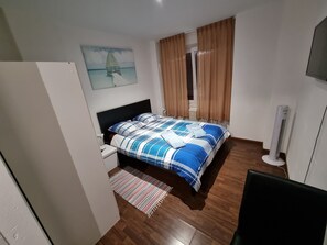 Room, 1 Bedroom | 1 bedroom - Room-double Room With Air Conditioning D (Minusio)