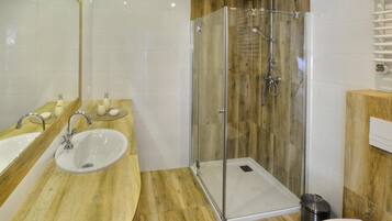 Apartment | Bathroom