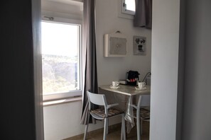 Dining - The original sin_Eve (Matera)