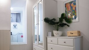 Interior - The original sin_Eve (Matera)