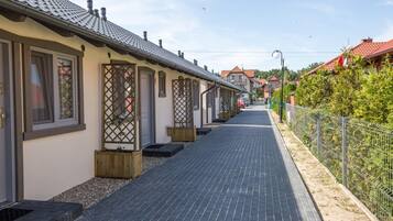 Bungalow | Enceinte de lâhĂ©bergement