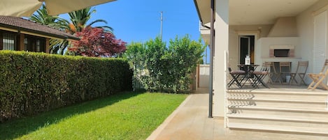 House | Exterior