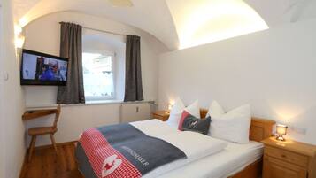 Appartement | 2 chambres, ameublement personnalisé, draps fournis