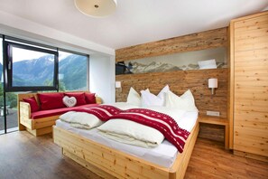Apartment | 3 bedrooms, individually furnished, bed sheets - Apartment in Hohe Tauern With Mountain Views (Neukirchen am Grossvenediger)