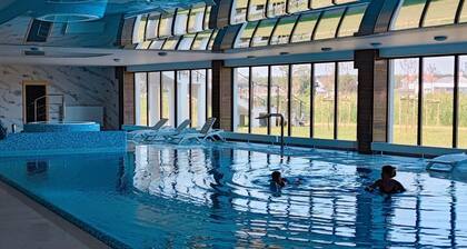 Comfortable Apartment, Indoor Pool and Sauna