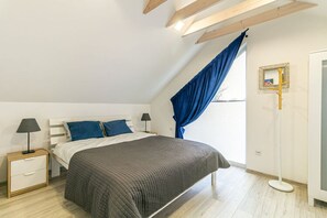 House | 2 bedrooms, individually furnished, bed sheets - Spacious Holiday Homes With air Conditioning, Pool (Rewal)
