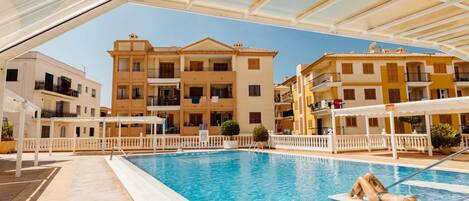 Apartment | Pool | Indoor pool, outdoor pool