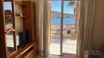 Apartment | Living room