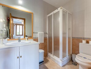 House | Bathroom