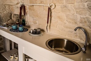Private kitchen - Dimore Miravalle typical accommodation in Apulia with Trullo immersed in Itria Valley (Martina Franca)