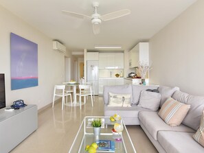 Apartment | Dining - Apartment, San Agustin (San Bartolomé de Tirajana)