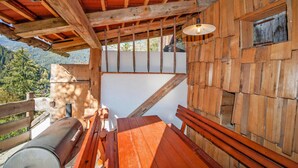Apartment | Tempat makan luar