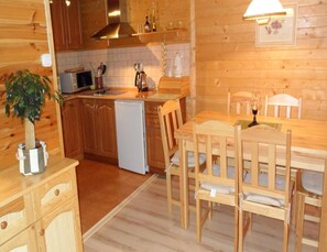 Private kitchen - Holiday House in Sarbinowo Near the Beach (Mielno)