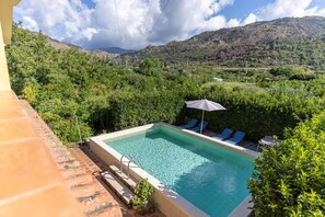 Ferienhaus | Pool | Innenpool, Außenpool