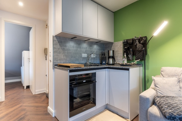 Apartamento | Cozinha privada | Chaleira elétrica, torradeira