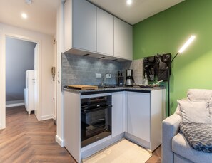 Apartment | Private kitchen | Electric kettle, toaster - Charmante Ferienwohnung (Büsum)
