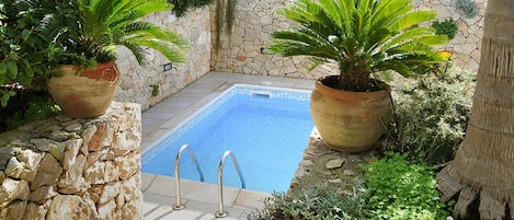 Appartement | Zwembad | Een buitenzwembad