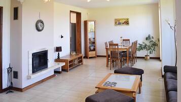 House | Living room