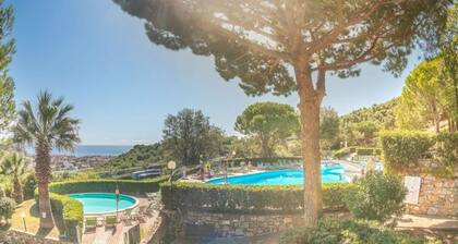 Tourist Resort Villaggio Colombo, Andora