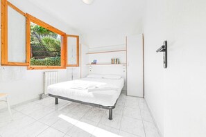 3 bedrooms, individually furnished