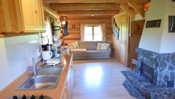 House | Private kitchen | Electric kettle, toaster