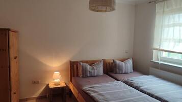 1 bedroom, individually furnished, bed sheets