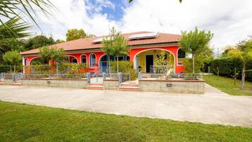 Apartment | Exterior