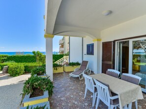 Apartment | Dining - Apartment on Vir Island Near Sandy Beaches (Vir)